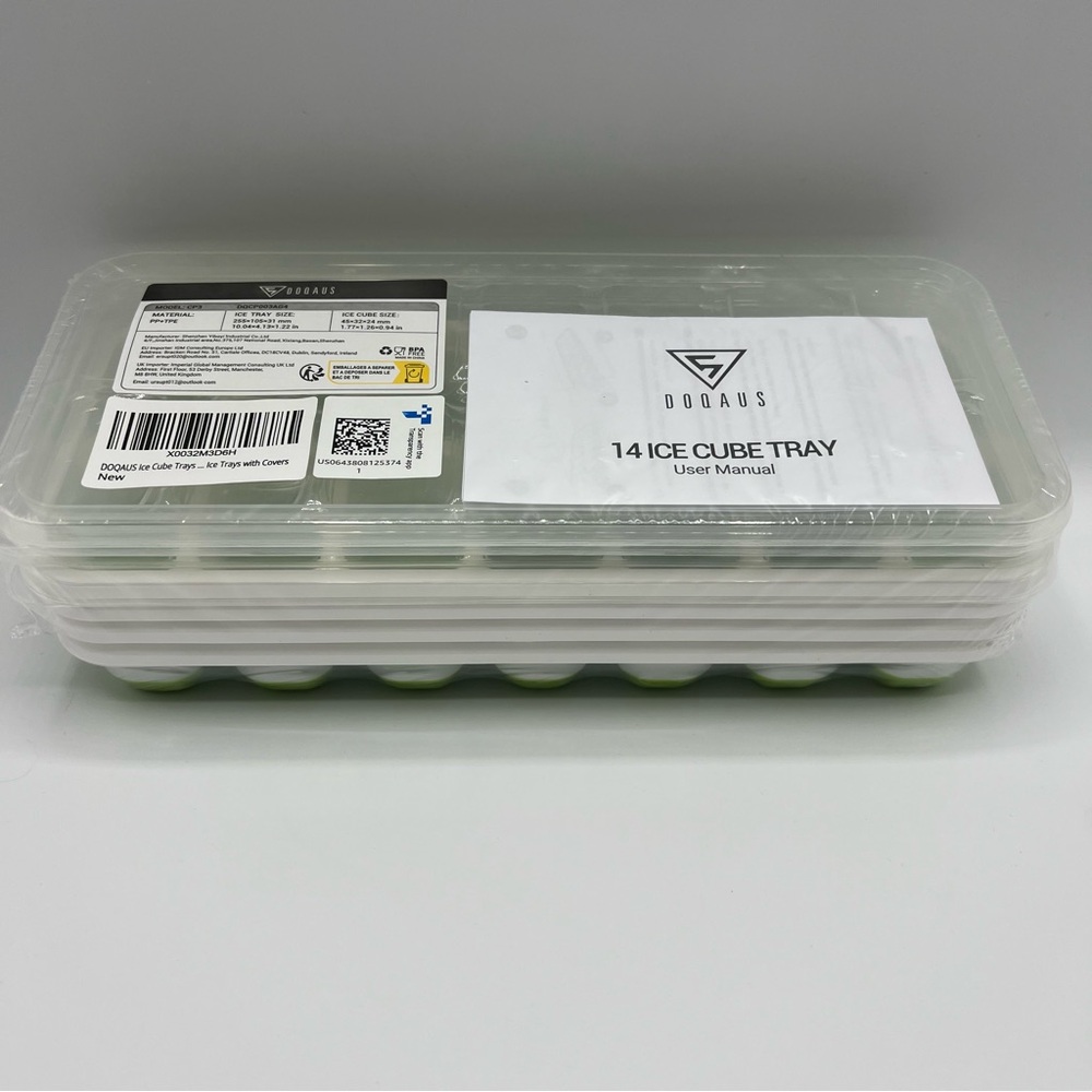 NWT Doqaus 14 Ice‎ Cube Tray with Covers 4 Trays White Green
